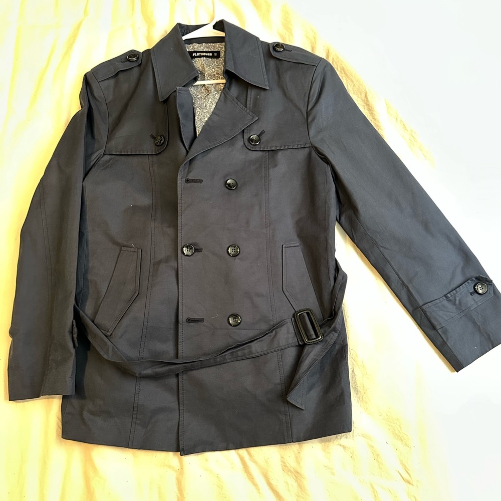 Versatile Women’s Coat! Size Medium